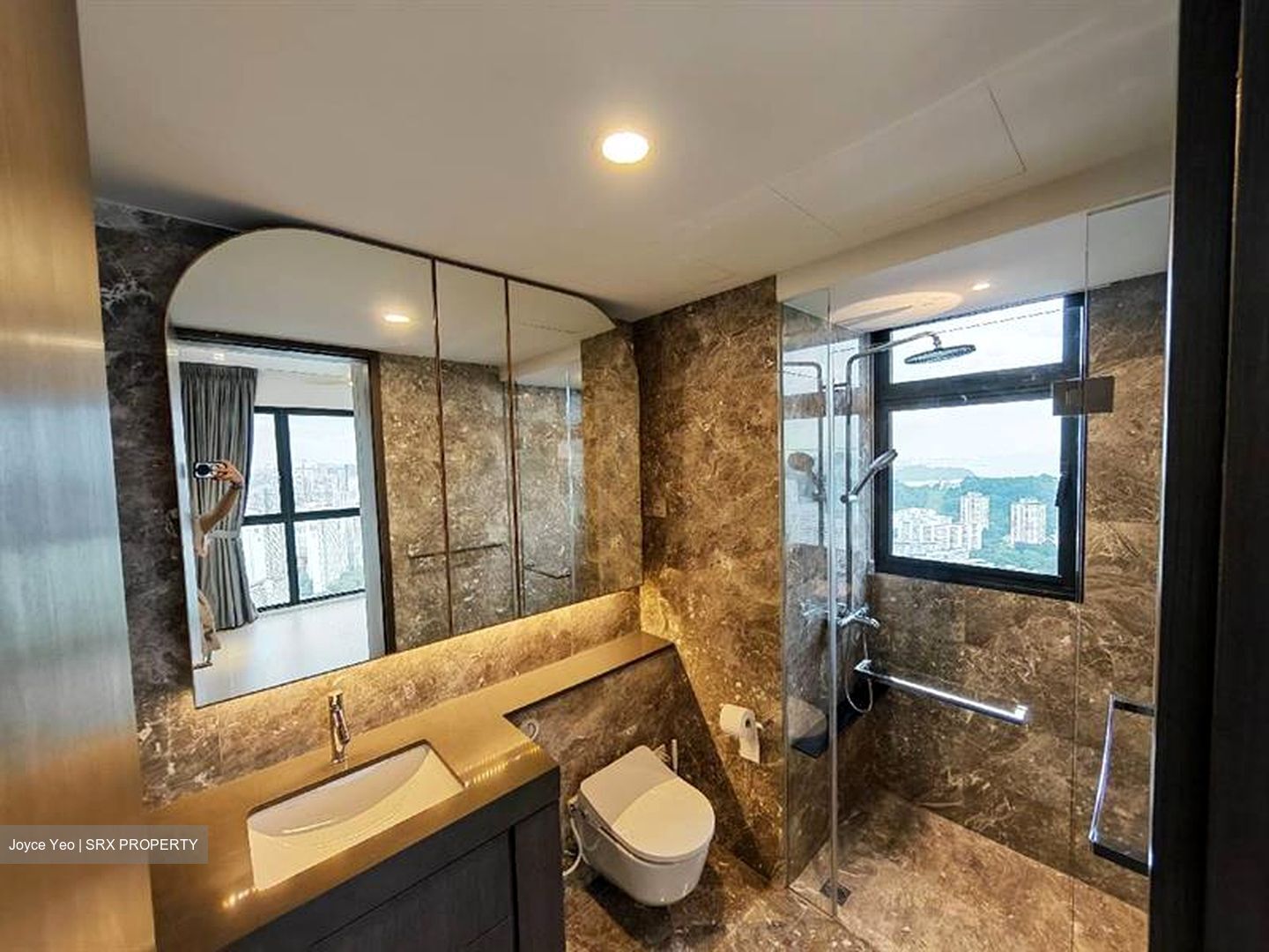 Avenue South Residence (D3), Apartment #613609051